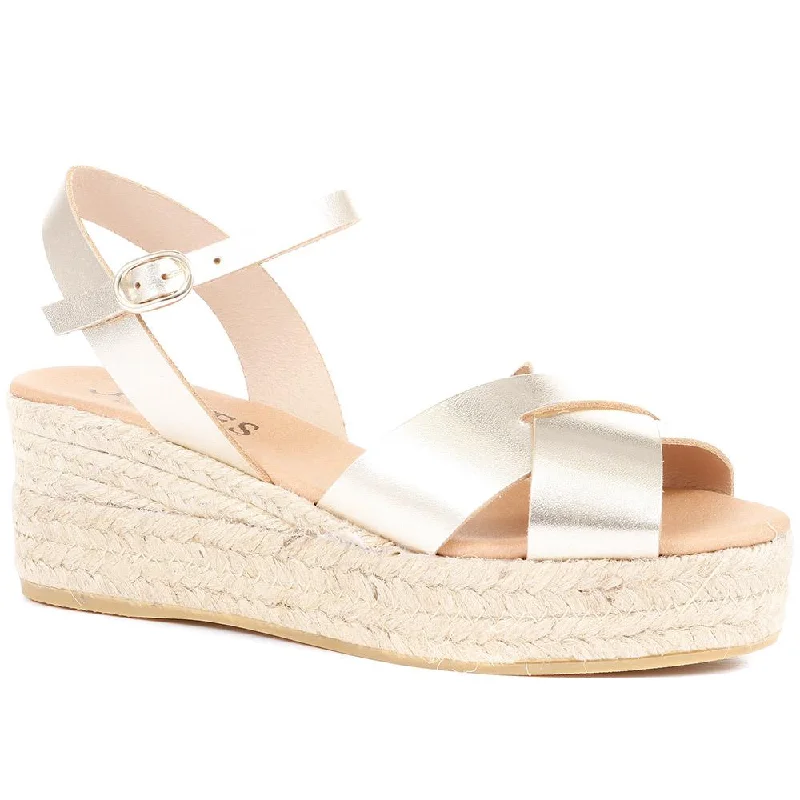 Women's Thong Sandals with a Beaded Design in Multicolor for a Beachy Aesthetic Women's Thong Sandals with a Beaded Design in Multicolor for a Beachy Aesthetic Women's Sandals with a Floral - Printed Upper in Pink for a Feminine Spring LookAlaina Leather Espadrille Wedges - ALAINA / 322 056 Women's Thong Sandals with a Beaded Design in Multicolor for a Beachy Aesthetic Women's Thong Sandals with a Beaded Design in Multicolor for a Beachy Aesthetic Women's Sandals with a Floral - Printed Upper in Pink for a Feminine Spring LookAlaina Leather Espadrille Wedges - ALAINA / 322 056
