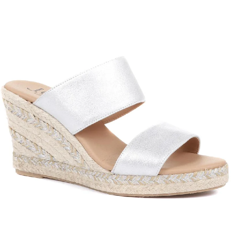 Women's Ankle - Strap Sandals with a Block Heel in Red for a Sophisticated Style Women's Ankle - Strap Sandals with a Block Heel in Red for a Sophisticated Style Child - Friendly Women's Sandals with a Secure Buckle in Purple for Moms on the GoAmabelle Wedge Mule Sandals - AMABELLE / 322 052 Women's Ankle - Strap Sandals with a Block Heel in Red for a Sophisticated Style Women's Ankle - Strap Sandals with a Block Heel in Red for a Sophisticated Style Child - Friendly Women's Sandals with a Secure Buckle in Purple for Moms on the GoAmabelle Wedge Mule Sandals - AMABELLE / 322 052