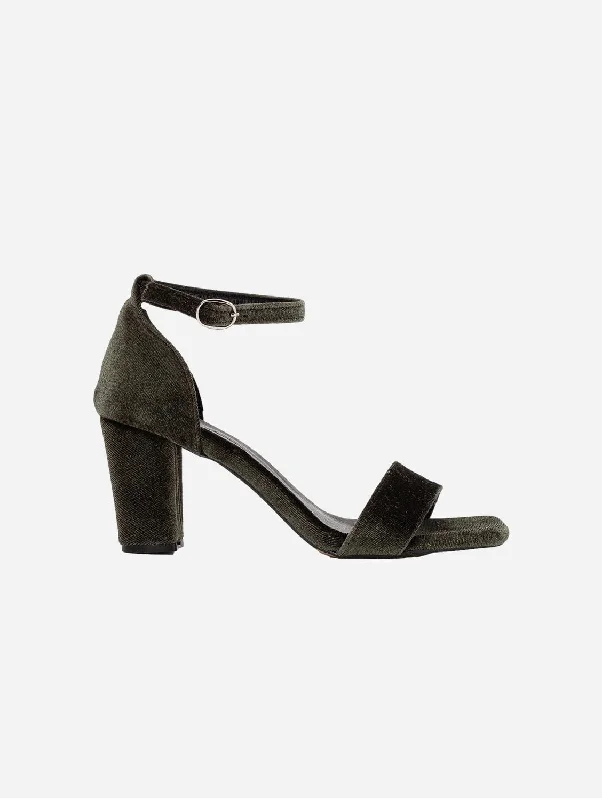 Women's Strappy Gladiator Sandals with Buckle Closures in Tan for a Boho Look Women's Strappy Gladiator Sandals with Buckle Closures in Tan for a Boho Look Women's Ankle - Strap Sandals with a Block Heel in Red for a Sophisticated StyleJess Open Toe Block Vegan Velvet Heels | Olive Green Women's Strappy Gladiator Sandals with Buckle Closures in Tan for a Boho Look Women's Strappy Gladiator Sandals with Buckle Closures in Tan for a Boho Look Women's Ankle - Strap Sandals with a Block Heel in Red for a Sophisticated StyleJess Open Toe Block Vegan Velvet Heels | Olive Green