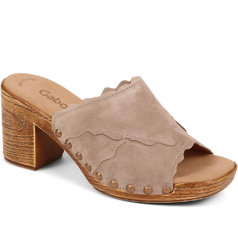 Women's Sandals with a Floral - Printed Upper in Pink for a Feminine Spring Look Women's Sandals with a Floral - Printed Upper in Pink for a Feminine Spring Look Women's Cork - Soled Espadrille Sandals with a Rope - Trimmed Upper in Navy for a Summer VibeCarmen Block Heeled Mules - GAB35517 / 321 579 Women's Sandals with a Floral - Printed Upper in Pink for a Feminine Spring Look Women's Sandals with a Floral - Printed Upper in Pink for a Feminine Spring Look Women's Cork - Soled Espadrille Sandals with a Rope - Trimmed Upper in Navy for a Summer VibeCarmen Block Heeled Mules - GAB35517 / 321 579