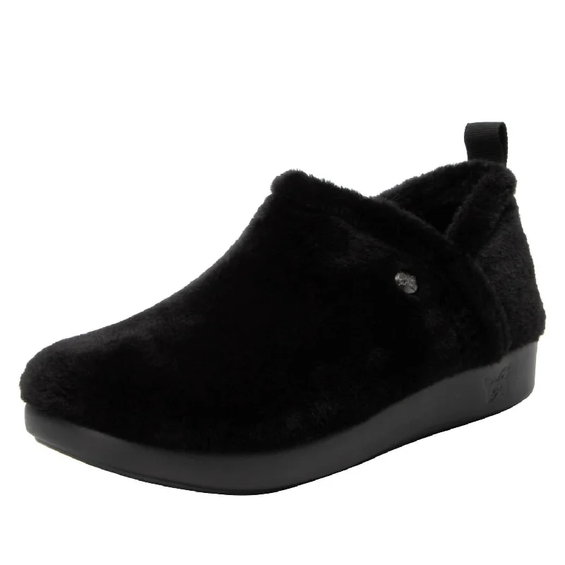 Women's Cozee Fuzzy Wuzzy Slippers In Fuzzy Wuzzy Black