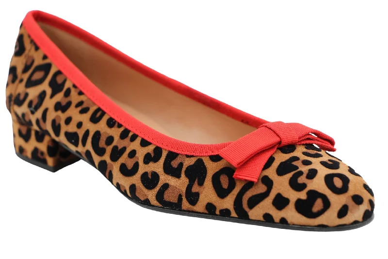 Women's Embroidered Floral Pattern Ballet Flats in White for a Spring - Inspired Outfit Fabucci Leopard Print Ballet Flat with Red Bow Women's Embroidered Floral Pattern Ballet Flats in White for a Spring - Inspired Outfit Fabucci Leopard Print Ballet Flat with Red Bow