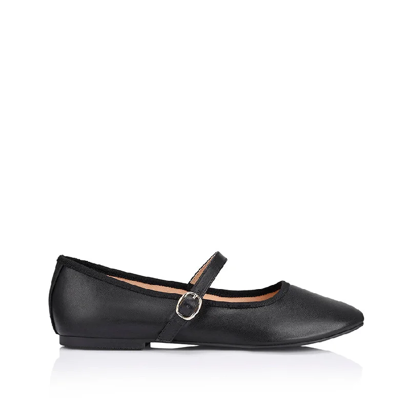 Women's Geometric - Patterned Ballet Flats in Multicolor for a Fashion - Forward Look Bambi Mary-Jane Flats - Black Smooth Women's Geometric - Patterned Ballet Flats in Multicolor for a Fashion - Forward Look Bambi Mary-Jane Flats - Black Smooth