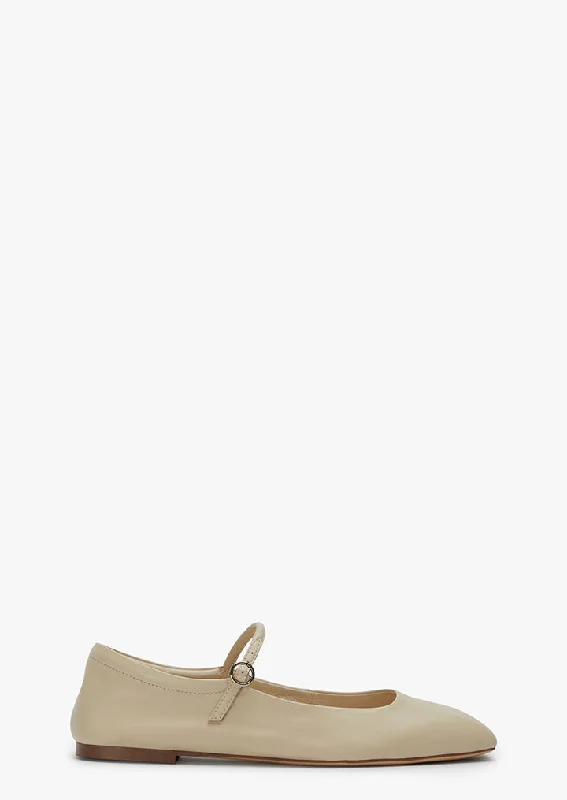 Women's Metallic Foil - Finish Ballet Flats in Gold for a Glamorous Night Out Bambi Vanilla Venice Women's Metallic Foil - Finish Ballet Flats in Gold for a Glamorous Night Out Bambi Vanilla Venice