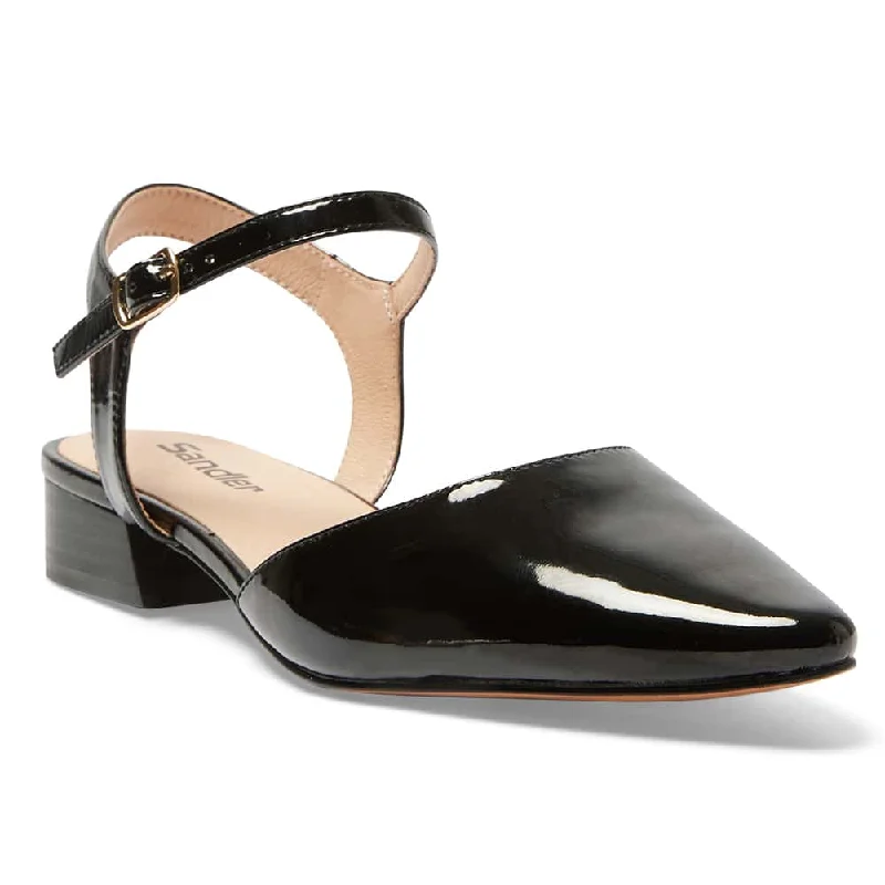 Women's Embroidered Floral Pattern Ballet Flats in White for a Spring - Inspired Outfit Amity Flat in Black Patent Women's Embroidered Floral Pattern Ballet Flats in White for a Spring - Inspired Outfit Amity Flat in Black Patent