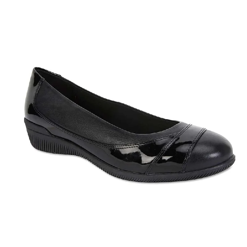 Women's Patent Leather Ballet Flats with Bow Detail in Black for a Classic Look Virgo Flat in Black Patent Women's Patent Leather Ballet Flats with Bow Detail in Black for a Classic Look Virgo Flat in Black Patent