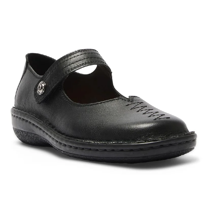 Women's Cashmere - Lined Ballet Flats in Burgundy for Warmth in Cold Weather Radius Flat in Black Leather Women's Cashmere - Lined Ballet Flats in Burgundy for Warmth in Cold Weather Radius Flat in Black Leather