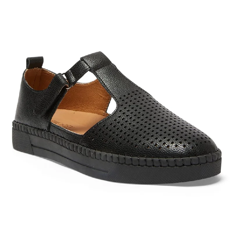 Women's Patent Leather Ballet Flats with Bow Detail in Black for a Classic Look Ricky Flat in Black On Black Leather Women's Patent Leather Ballet Flats with Bow Detail in Black for a Classic Look Ricky Flat in Black On Black Leather