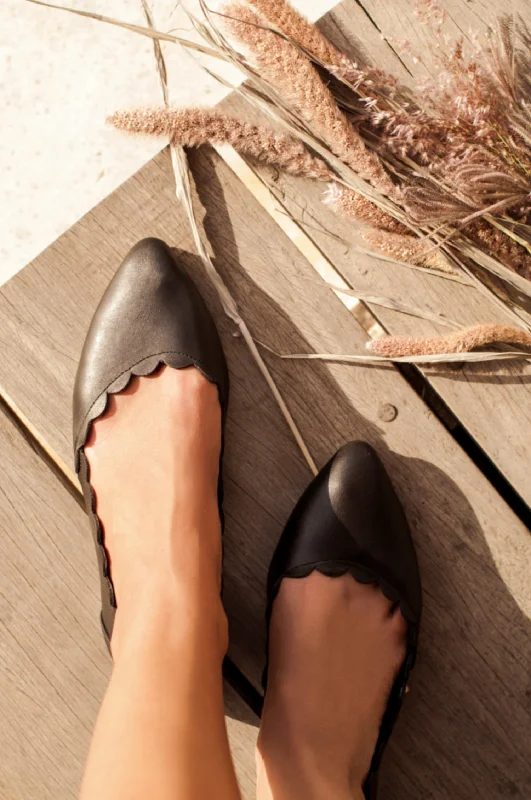 Women's Glitter - Embellished Ballet Flats in Silver for a Sparkly Party Look Valentina Leather Ballet Flats Women's Glitter - Embellished Ballet Flats in Silver for a Sparkly Party Look Valentina Leather Ballet Flats
