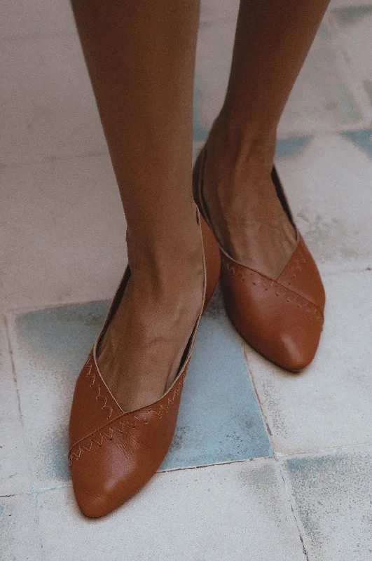 Women's Cashmere - Lined Ballet Flats in Burgundy for Warmth in Cold Weather Elle Pointy Toe Leather Ballet Flats Women's Cashmere - Lined Ballet Flats in Burgundy for Warmth in Cold Weather Elle Pointy Toe Leather Ballet Flats