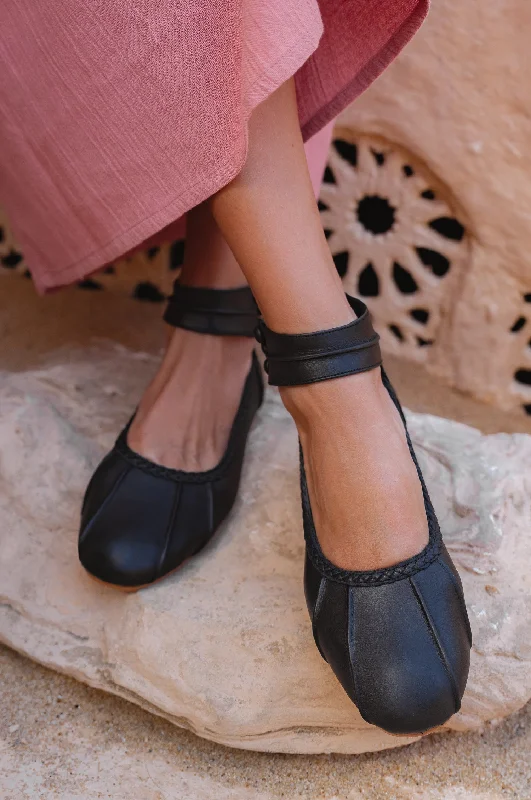 Women's Patent Leather Ballet Flats with Bow Detail in Black for a Classic Look Muse Ballet Flat Women's Patent Leather Ballet Flats with Bow Detail in Black for a Classic Look Muse Ballet Flat
