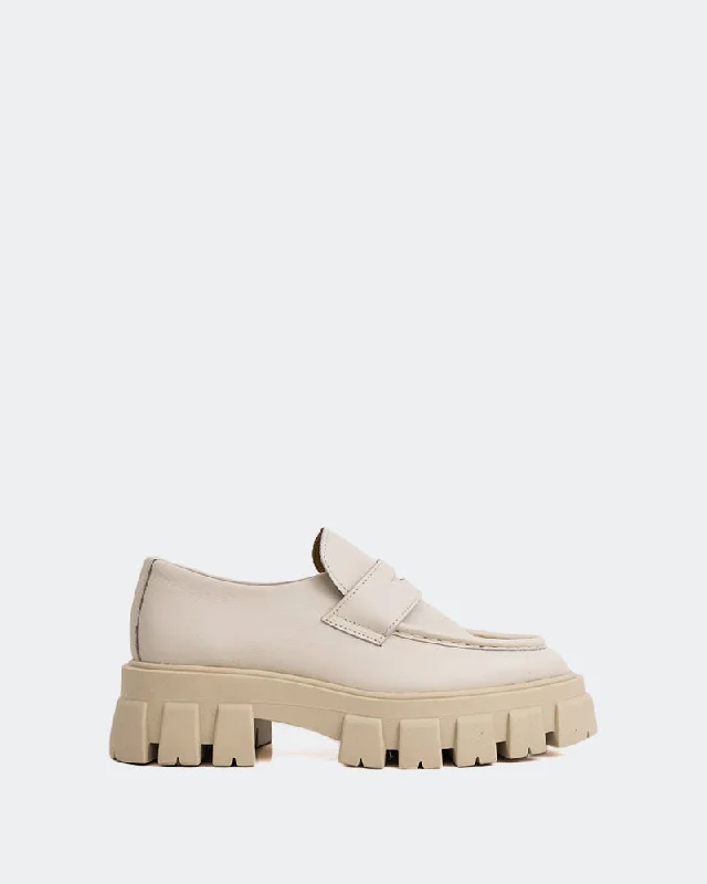 Women's Fur - Lined Loafers in Tan for a Cozy Winter Option Alberni Beige Leather