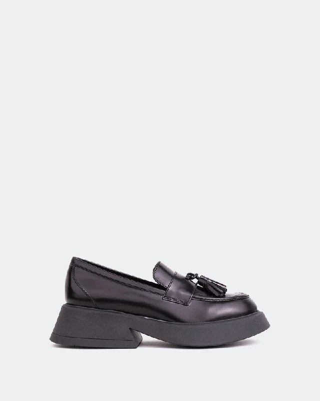 Women's Geometric - Patterned Loafers in Multicolor for a Fashion - Forward Look Cheerio Black Leather Women's Geometric - Patterned Loafers in Multicolor for a Fashion - Forward Look Cheerio Black Leather