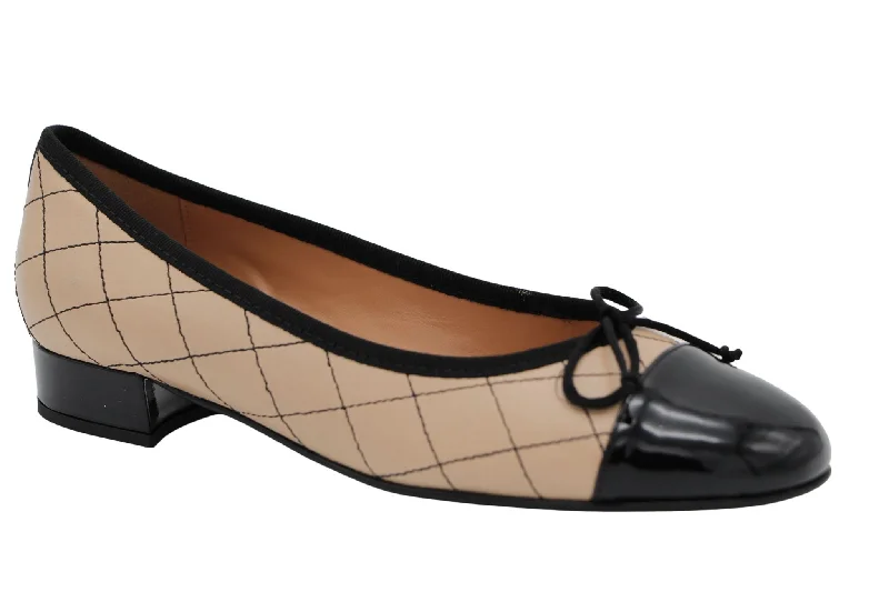 Women's Geometric - Patterned Ballet Flats in Multicolor for a Fashion - Forward Look Women's Geometric - Patterned Ballet Flats in Multicolor for a Fashion - Forward Look Fabucci Camel and Black Quilted Ballet Flat Women's Geometric - Patterned Ballet Flats in Multicolor for a Fashion - Forward Look Women's Geometric - Patterned Ballet Flats in Multicolor for a Fashion - Forward Look Fabucci Camel and Black Quilted Ballet Flat