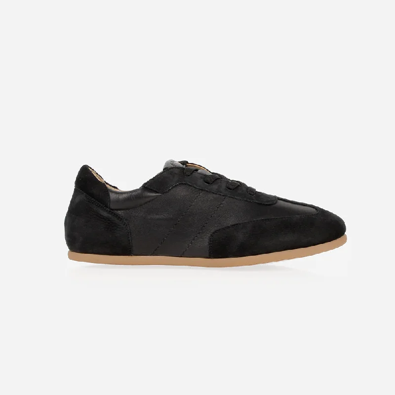 Women's Tassel - Trimmed Loafers with a Low Heel in Olive Green for a Trendy Twist The Matchpoint Sneaker Black Women's Tassel - Trimmed Loafers with a Low Heel in Olive Green for a Trendy Twist The Matchpoint Sneaker Black
