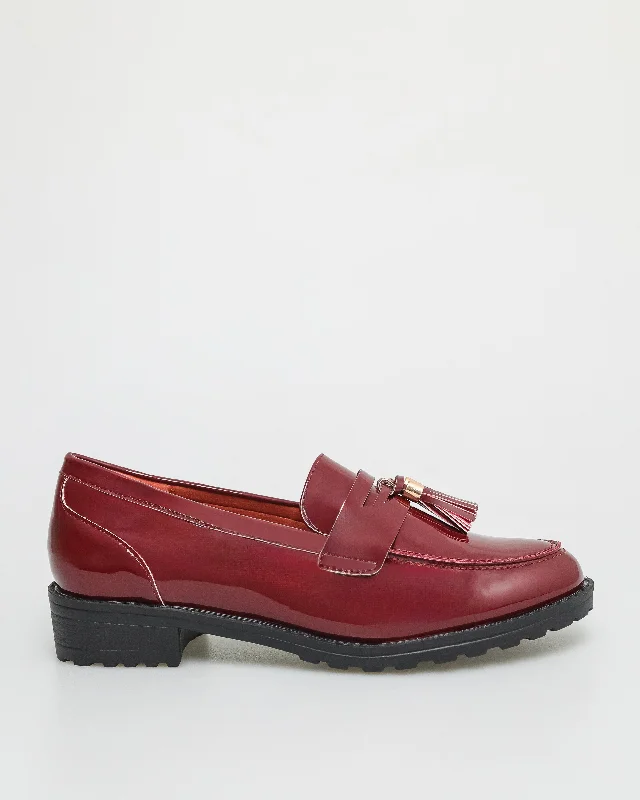 Women's Geometric - Patterned Loafers in Multicolor for a Fashion - Forward Look Tomaz FL041 Ladies Tassel Loafers (Maroon) Women's Geometric - Patterned Loafers in Multicolor for a Fashion - Forward Look Tomaz FL041 Ladies Tassel Loafers (Maroon)