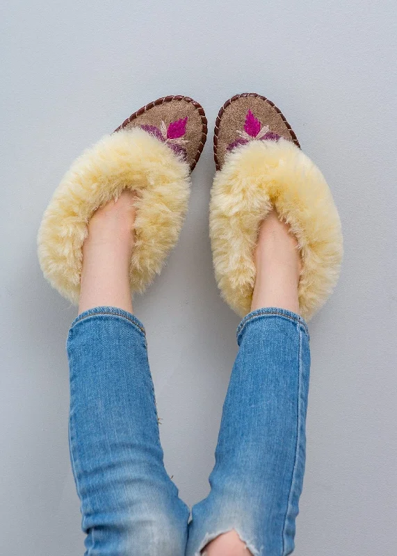  Children's Sheepskin Moccasins – Rhubarb