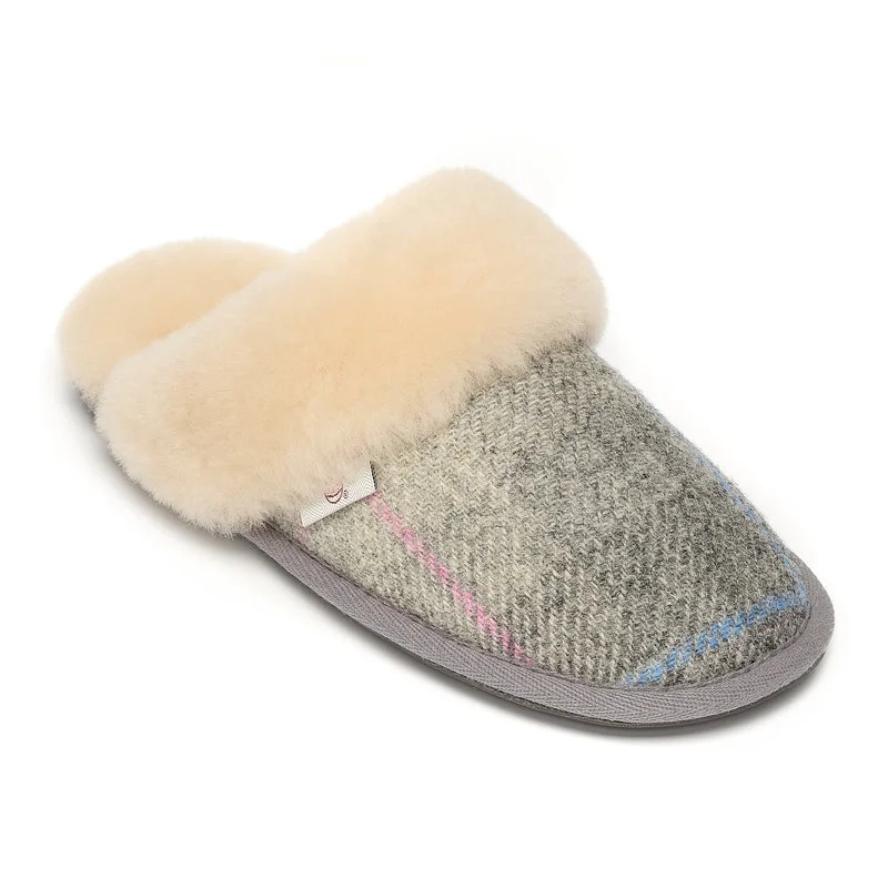 Women's Slippers with a Quilted Pattern in Gray for Added Style Kate - Harris Tweed Mule - Grey / Pink Check Women's Slippers with a Quilted Pattern in Gray for Added Style Kate - Harris Tweed Mule - Grey / Pink Check