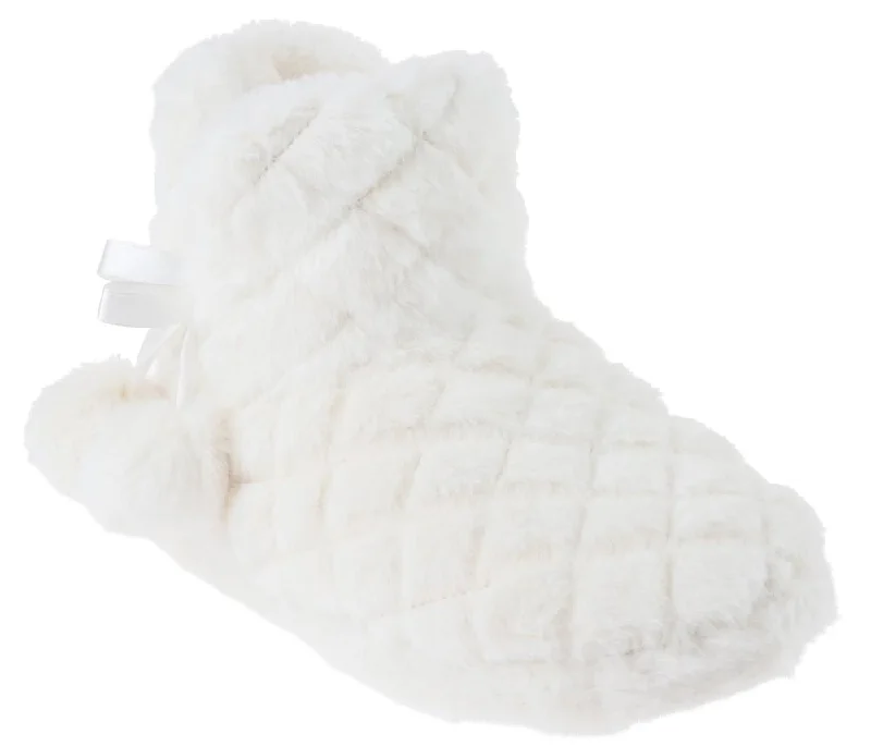 Women's Moccasin - Style Slippers with Fringe Detail in Brown for a Rustic Look Ladies Quilted Faux Fur Slipper Boot Women's Moccasin - Style Slippers with Fringe Detail in Brown for a Rustic Look Ladies Quilted Faux Fur Slipper Boot