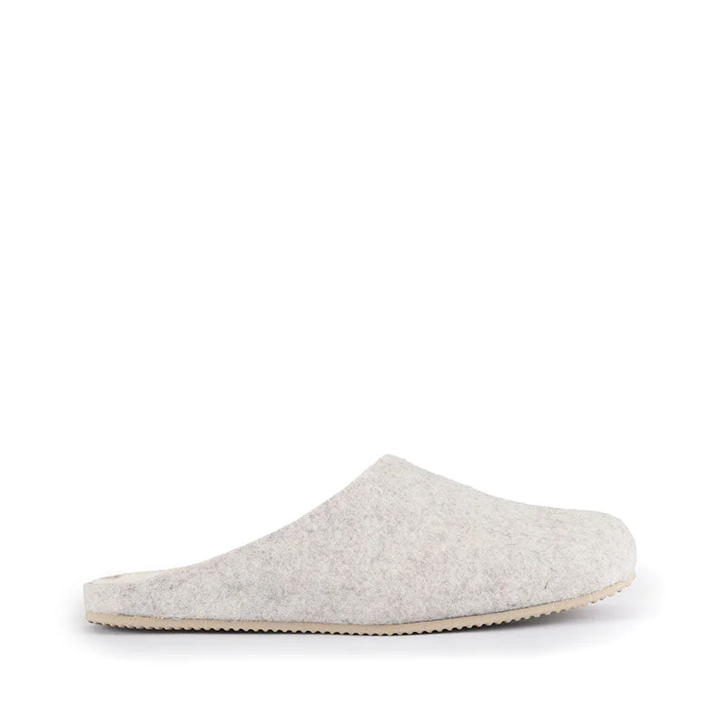 Women's Slippers with a Quilted Pattern in Gray for Added Style Pilar - Vegan Felt Mule Slipper - Grey Marl Women's Slippers with a Quilted Pattern in Gray for Added Style Pilar - Vegan Felt Mule Slipper - Grey Marl