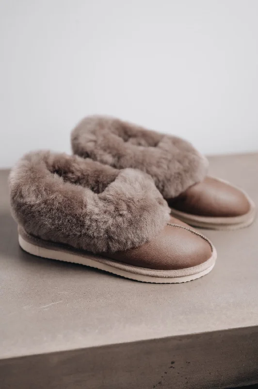  Women's Sheepskin Slippers | RUBY