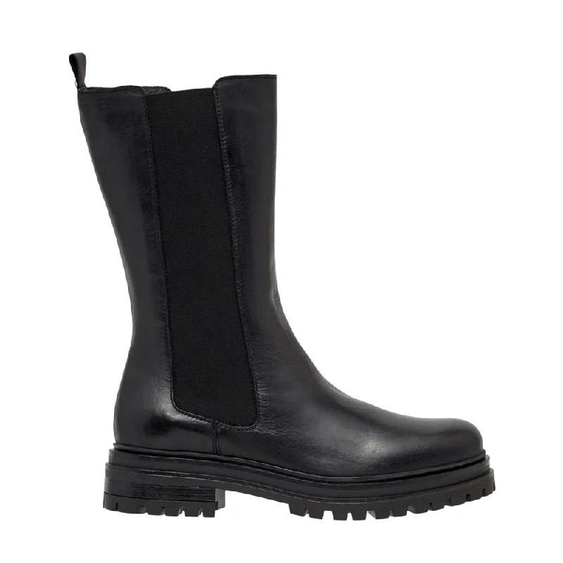 Women's patent leather Chelsea boots in red for a bold statement Biadarlene Black Leather Chelsea Boots Women's patent leather Chelsea boots in red for a bold statement Biadarlene Black Leather Chelsea Boots