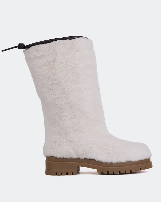 Women's snakeskin - print tall boots for a wild touch Chow Ice Faux Fur