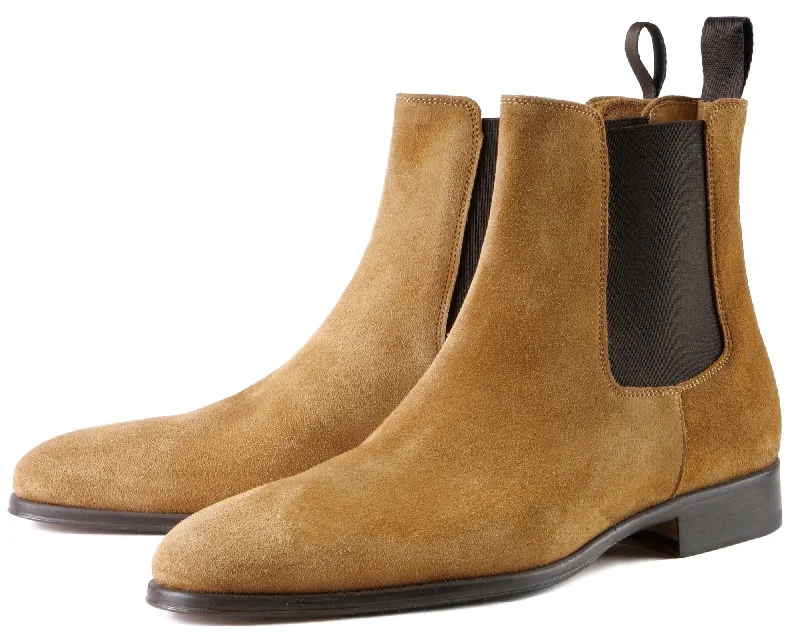 Women's snakeskin - print Chelsea boots for a trendy style Eastwood Chelsea Boot Tan Suede Women's snakeskin - print Chelsea boots for a trendy style Eastwood Chelsea Boot Tan Suede