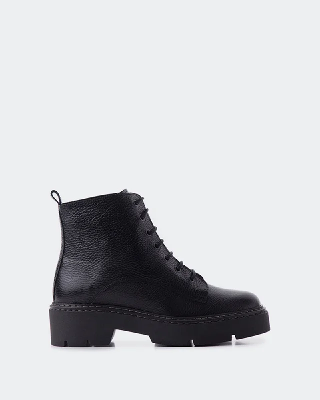 women's ankle boots with kitten heels Springfield, Black Leather