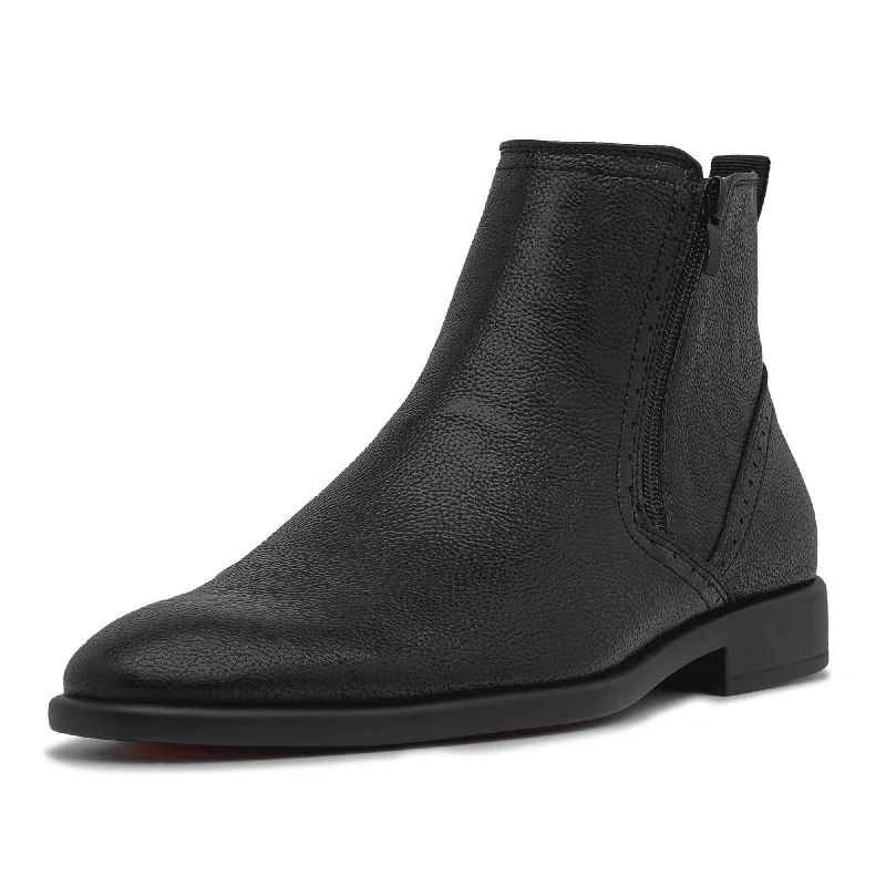 Women's adjustable - strap Chelsea boots for a customized fit The Coupe L TAYNO Leather Chelsea Boot Women's adjustable - strap Chelsea boots for a customized fit The Coupe L TAYNO Leather Chelsea Boot